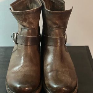 Frye Boots, women’s size 8.5(B)